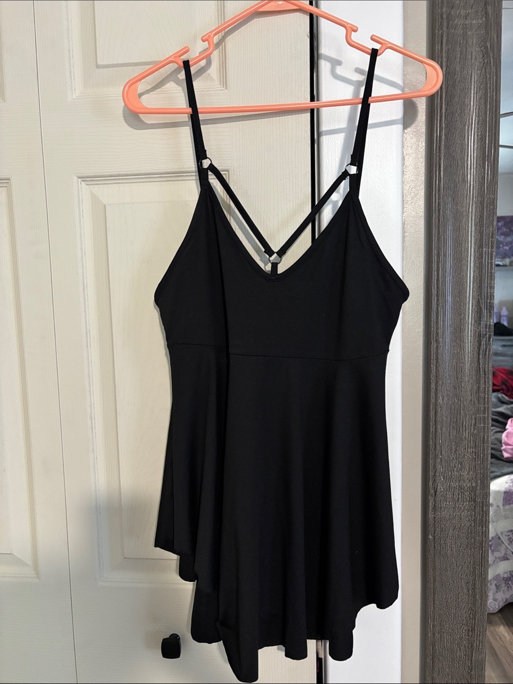 Black Strappy Women's Swing Cami Top